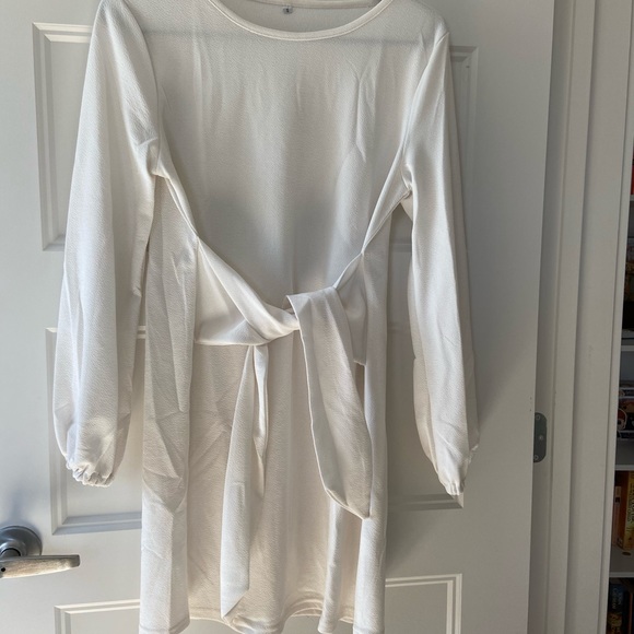 White Front Tie Dress - Picture 5 of 6